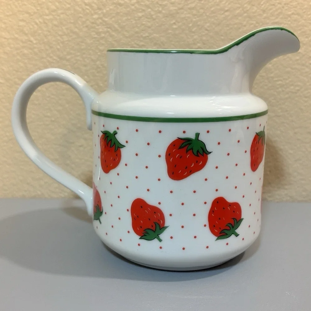 Rosenthal Netter Strawberry Pattern Drink Pitcher 6